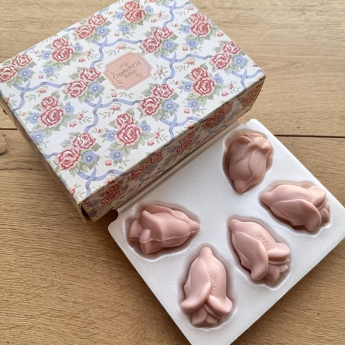 Vintage avon soap - avon, pink