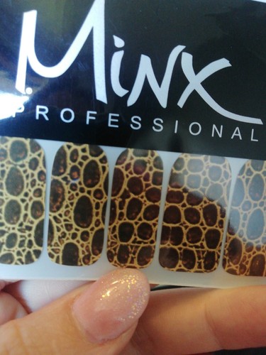 Alligator skin minx - alligator,