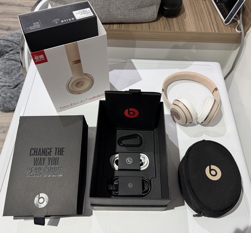 Beats dre solo - by, dr.