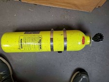 Divers Two, Bottle Buddy -