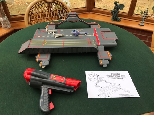 Captain scarlet spectrum - captain,
