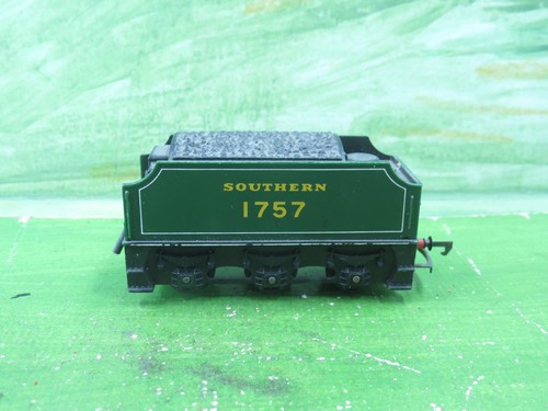 Hornby r350 class loco - class,