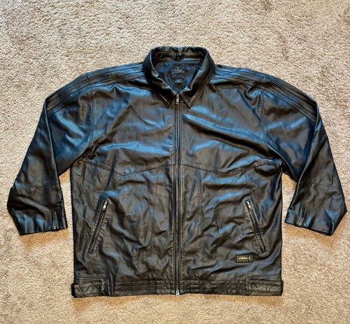Vtg adidas three stripe - three,