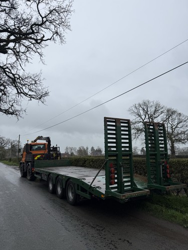 Low loader trailer - trailer, hire