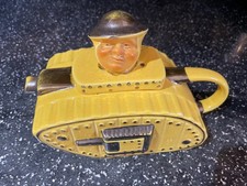 Sadler tank teapot collectors