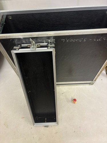 Hard flight rack case for - flight,