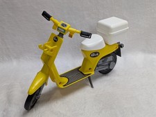 Sindy Doll MOTORCYCLE / SCOOTER / MOPED - Vintage 1970's Pedigree Set No. 44384