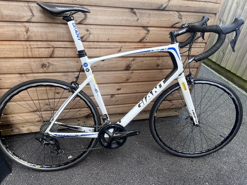 Giant defy men road - defy,