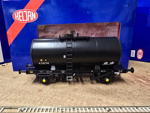 Heljan 1021 35t tank - 1021,