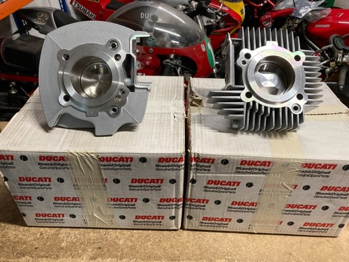 Ducati 400 barrels pistons - &,
