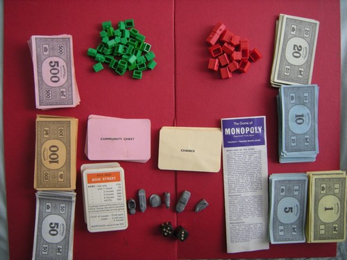 Vintage monopoly spare - 70's,