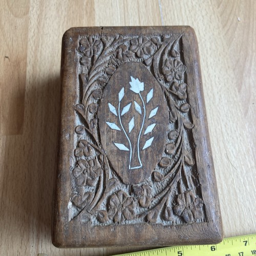 Vintage hand carved - hand, floral