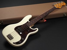 Fender American Vintage II 1960 P-Bass Rosewood Fingerboard Olympic Used
