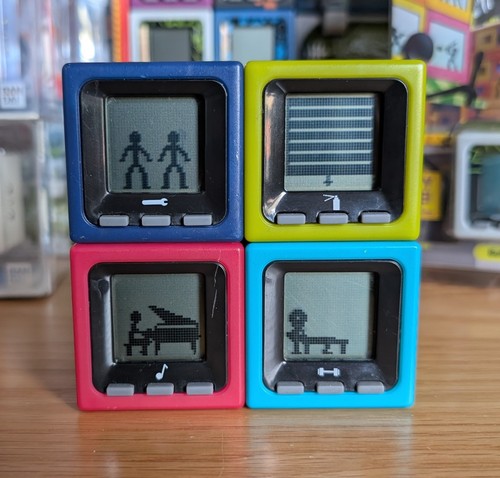 Radica cube world handy - radica,