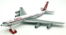 Corgi 1/144 Scale Diecast AA32909 - Boeing 707-338C Qantas 1966 Airliner