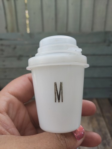 Tupperware small plastic - tupperware,