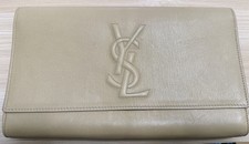 Yves Saint Laurent Belle De