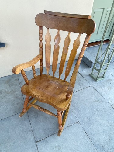 Large pine rocking chair - pine,