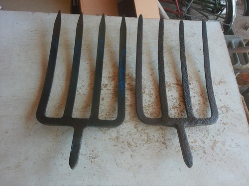 Vintage pair tine potato - vintage,