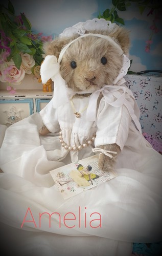 Early antique teddy bear - early,