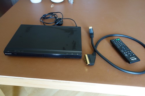 Sony dvd player - cd,