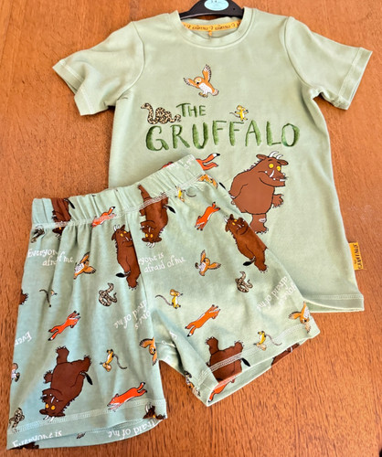 The gruffalo embroidered short - gruffalo,