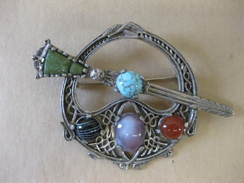 Vintage miracle brooch dirk - vintage,