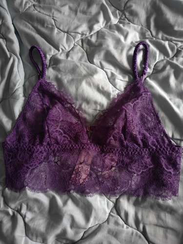 Bnwt victoria secret - victoria’s,