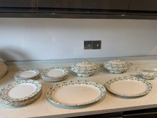 Green & White Antique Dinner