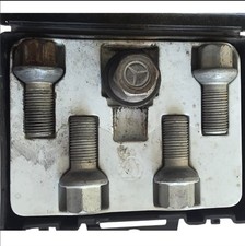 Mercedes C Class Wheel Lock