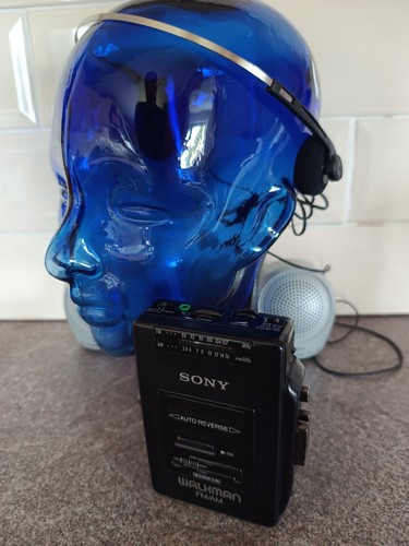 Sony f2068 walkman - sony, wm-f2068