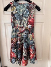 Ladies Size 8 Floral Dress
