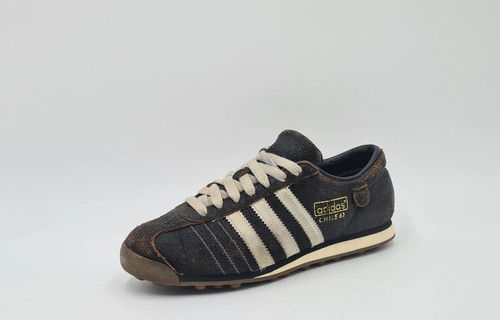 Good condition vintage 2009 - *good, condition*