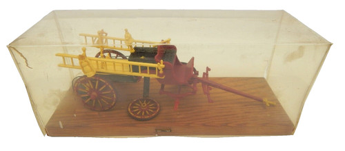 Revell fire engine - engine, wagon