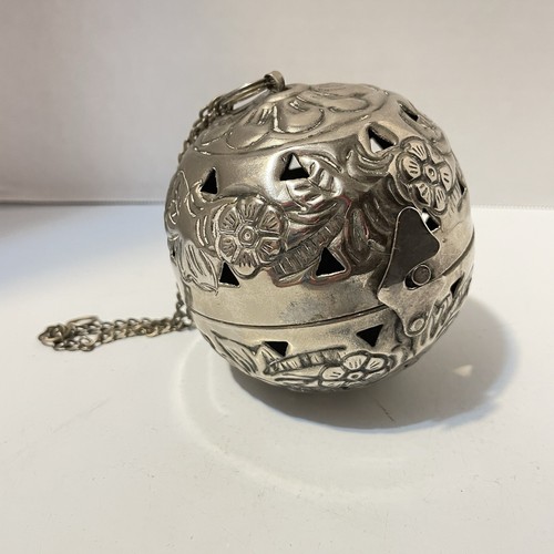 Rare potpourri ornament - potpourri,