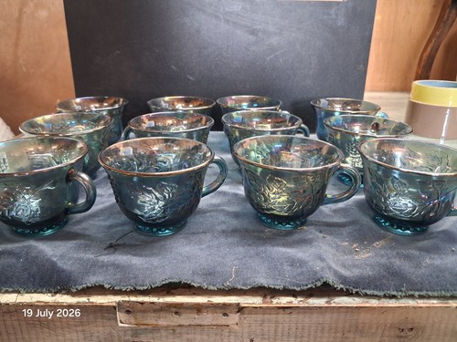 Iridescent punch cups - iridescent,
