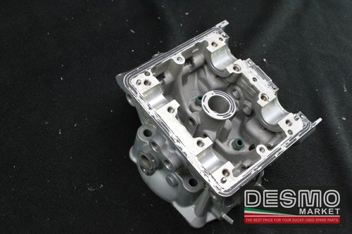 Bare engine head - , ducati