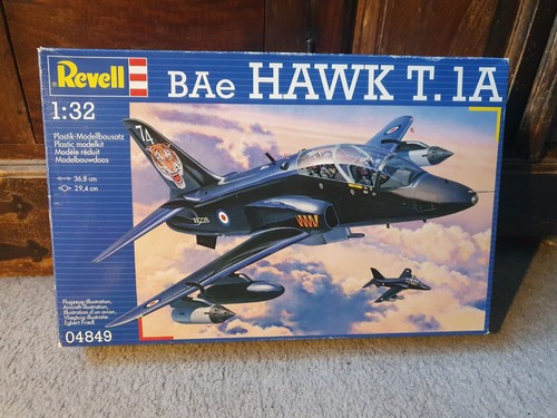 04849 revell bae - 1:32, hawk