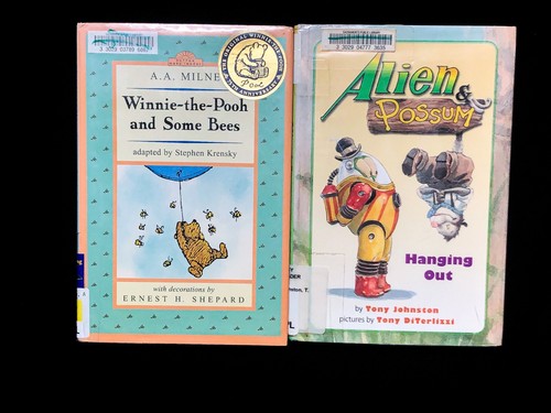 Winnie the pooh - some, bees