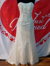 Wedding dress size 12 ivory