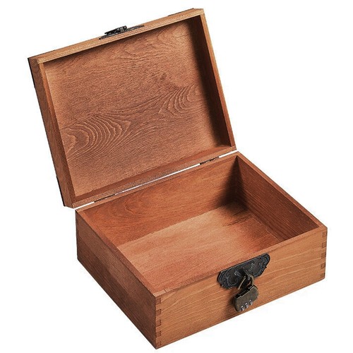 Plain solid wooden lidded box - plain,