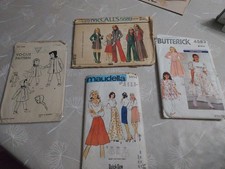 Selection Of Vintage Sewing