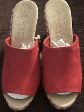 Ladies Red Slip On Wedge Shoes Size 5