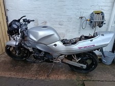 Suzuki Rf 600 engine carbs
