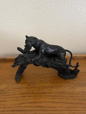 Leopard stunning bronze