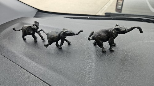 Elephant sculpture solid - sculpture, (solid