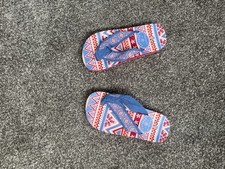 BNWT Fatface Girls Flip flops Size 10