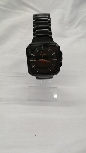 Nixon quartz watch - nixon,