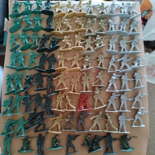 Soldiers china made - 90+, &
