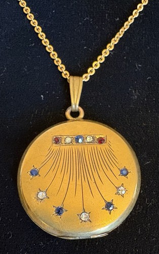 Antique victorian locket red - antique,